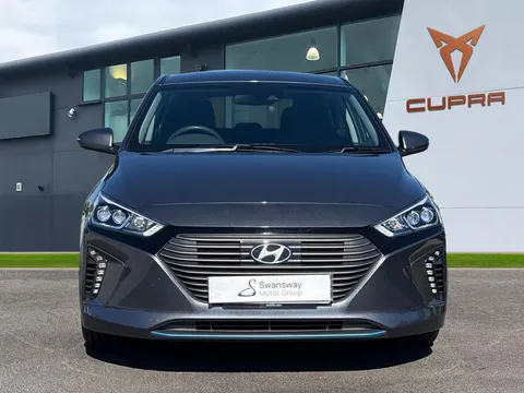 DG18AZW Hyundai Ioniq 1.6 h-GDi 8.9kWh Premium DCT Euro 6 (s/s) 5dr Thumbnail #6