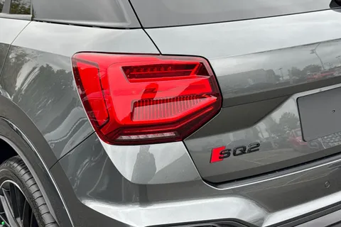  Audi SQ2 2.0 TFSI Black Edition S Tronic quattro Euro 6 (s/s) 5dr Thumbnail #8