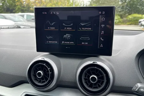  Audi SQ2 2.0 TFSI Black Edition S Tronic quattro Euro 6 (s/s) 5dr Thumbnail #17