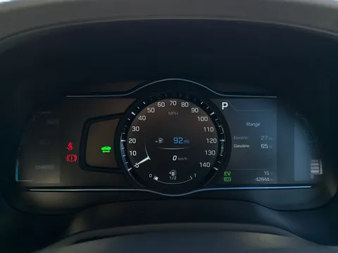 DG18AZW Hyundai Ioniq 1.6 h-GDi 8.9kWh Premium DCT Euro 6 (s/s) 5dr Thumbnail #34