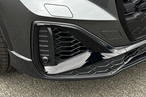  Audi SQ2 2.0 TFSI Black Edition S Tronic quattro Euro 6 (s/s) 5dr Thumbnail #41