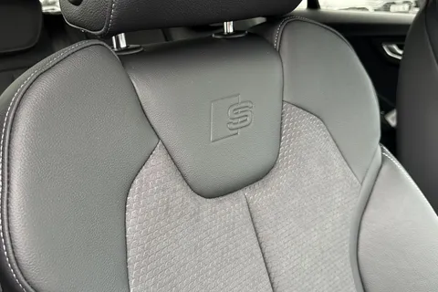  Audi SQ2 2.0 TFSI Black Edition S Tronic quattro Euro 6 (s/s) 5dr Thumbnail #43