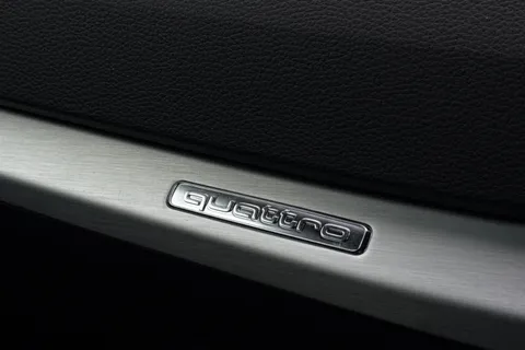  Audi SQ2 2.0 TFSI Black Edition S Tronic quattro Euro 6 (s/s) 5dr Thumbnail #50