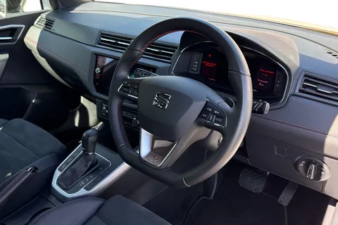 HW21GXO SEAT Arona 1.0 TSI FR Sport DSG Euro 6 (s/s) 5dr Thumbnail #15