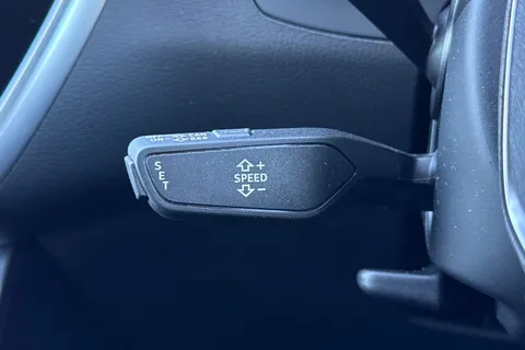 GP19JFY Audi A6 Saloon S line 40 TDI  204 PS S tronic Thumbnail #35