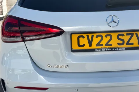 CV22SZY Mercedes-Benz A Class 1.3 A200 AMG Line Edition (Executive) 7G-DCT Euro 6 (s/s) 5dr Thumbnail #28