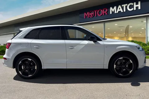 3 of 52 for Audi Q5 2.0 TDI 40 Black Edition S Tronic quattro Euro 6 (s/s) 5dr