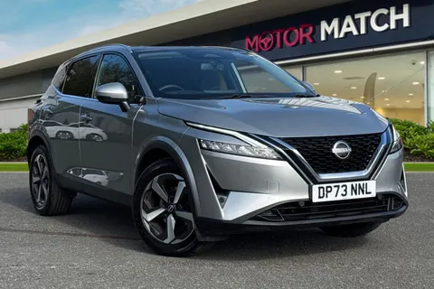 DP73NNL Nissan Qashqai 1.3 DIG-T MHEV N-Connecta XTRON Euro 6 (s/s) 5dr Thumbnail #2