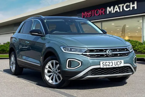 SG23UCP Volkswagen T-Roc 1.0 TSI Style Euro 6 (s/s) 5dr Thumbnail #2