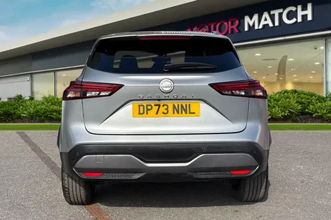 DP73NNL Nissan Qashqai 1.3 DIG-T MHEV N-Connecta XTRON Euro 6 (s/s) 5dr Thumbnail #5