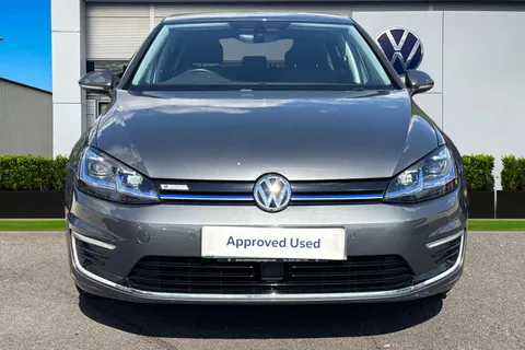 6 of 43 for Volkswagen E-Golf 99kW e-35kWh 5dr Auto