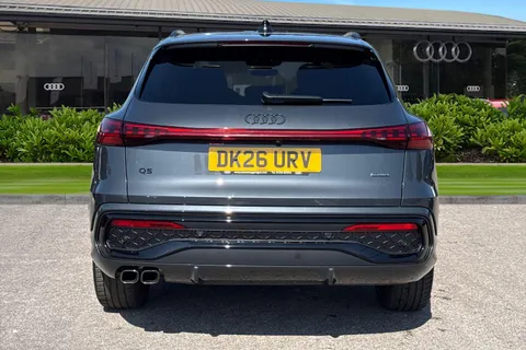DK26URV Audi Q5 SUV Edition 1 TDI quattro 204 PS S tronic Thumbnail #5