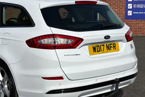 8 of 55 for Ford Mondeo 1.5T EcoBoost Titanium Euro 6 (s/s) 5dr