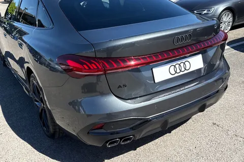  Audi A5 2.0 TDI Black Edition Saloon S Tronic Euro 6 (s/s) 5dr Thumbnail #8
