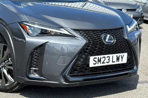 SM23LWY Lexus Ux 2.0 250h F Sport Design E-CVT Euro 6 (s/s) 5dr Thumbnail #10