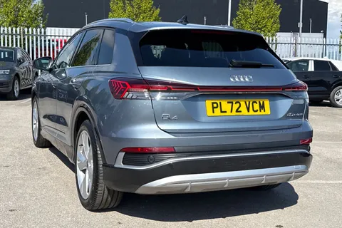 8 of 49 for Audi Q4 e-tron Q4 S line 40 e-tron 150,00 kW