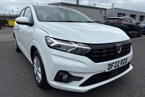 DF22RZO Dacia Sandero 1.0 TCe Comfort Euro 6 (s/s) 5dr Thumbnail #10
