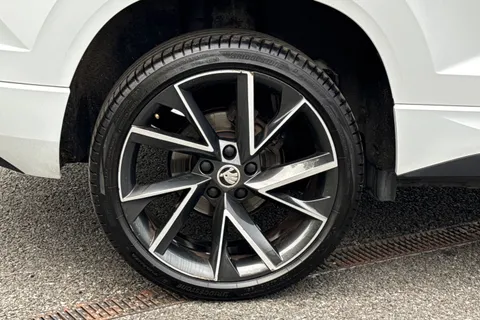 GL23AEF Škoda Karoq 1.5 TSI ACT SportLine DSG Euro 6 (s/s) 5dr Thumbnail #12