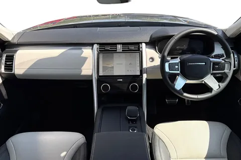 10 of 51 for Land Rover Discovery 3.0 D350 Dynamic SE 5dr