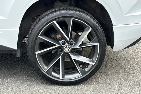 GL23AEF Škoda Karoq 1.5 TSI ACT SportLine DSG Euro 6 (s/s) 5dr Thumbnail #13
