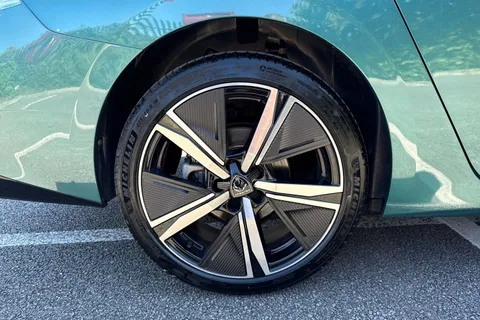 KM25PXP PEUGEOT 308 SW 1.2 GT e-DSC6 Euro 6 (s/s) 5dr Thumbnail #11