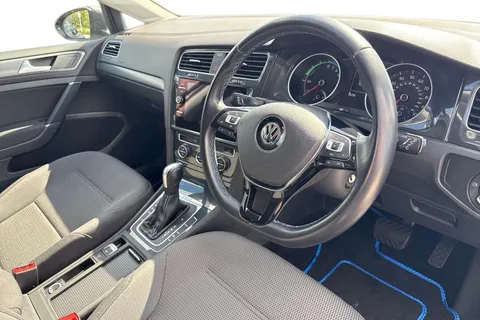 14 of 43 for Volkswagen E-Golf 99kW e-35kWh 5dr Auto