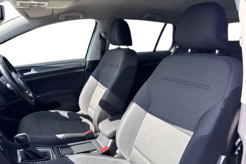 16 of 43 for Volkswagen E-Golf 99kW e-35kWh 5dr Auto