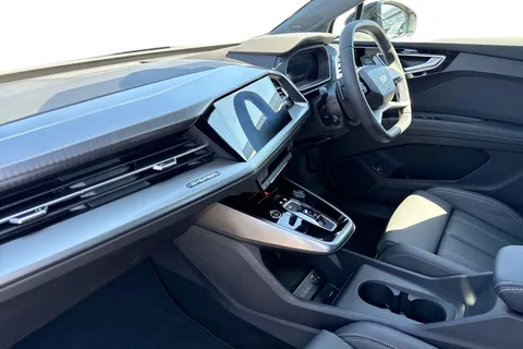 14 of 56 for Audi Q4 e-tron 40 Sport Auto 5dr 82kWh