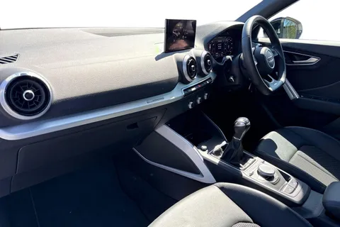 PK71HTO Audi Q2 Black Edition 35 TFSI  150 PS 6-speed Thumbnail #16