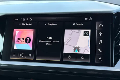 17 of 49 for Audi Q4 e-tron Q4 S line 40 e-tron 150,00 kW