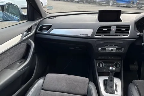 20 of 54 for Audi Q3 2.0 TDI S line Plus S Tronic quattro Euro 6 (s/s) 5dr