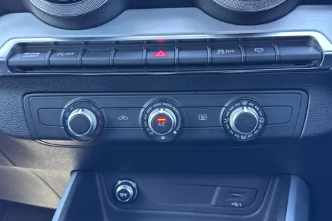 PK71HTO Audi Q2 Black Edition 35 TFSI  150 PS 6-speed Thumbnail #23