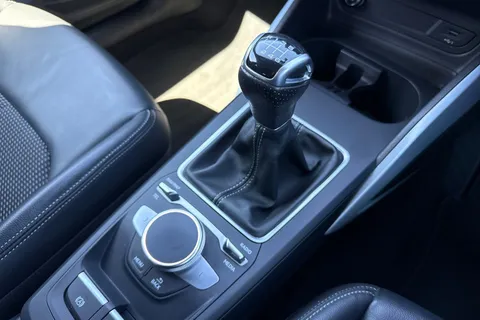 PK71HTO Audi Q2 Black Edition 35 TFSI  150 PS 6-speed Thumbnail #24