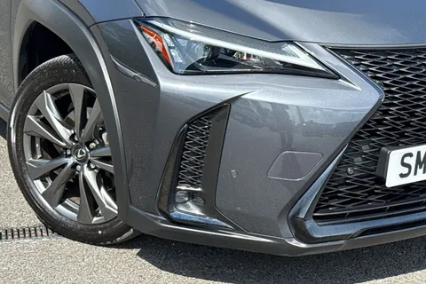 SM23LWY Lexus Ux 2.0 250h F Sport Design E-CVT Euro 6 (s/s) 5dr Thumbnail #26