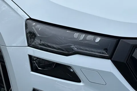 GL23AEF Škoda Karoq 1.5 TSI ACT SportLine DSG Euro 6 (s/s) 5dr Thumbnail #27