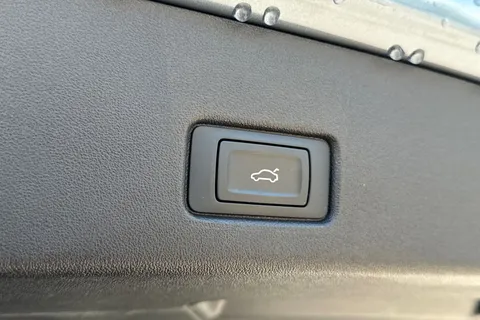25 of 49 for Audi Q4 e-tron Q4 S line 40 e-tron 150,00 kW