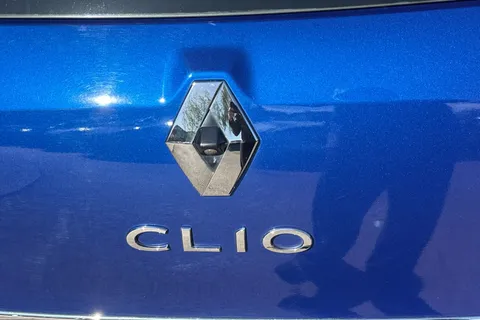 27 of 48 for Renault Clio 1.2 TCe Dynamique S Nav Euro 6 (s/s) 5dr