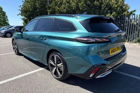 KM25PXP PEUGEOT 308 SW 1.2 GT e-DSC6 Euro 6 (s/s) 5dr Thumbnail #30