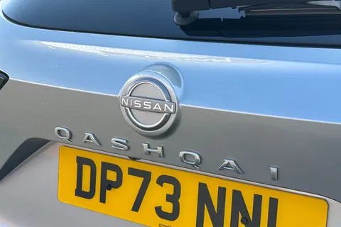 DP73NNL Nissan Qashqai 1.3 DIG-T MHEV N-Connecta XTRON Euro 6 (s/s) 5dr Thumbnail #33
