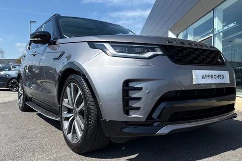 32 of 51 for Land Rover Discovery 3.0 D350 Dynamic SE 5dr