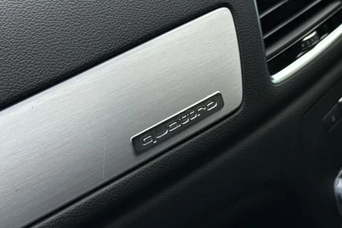 37 of 54 for Audi Q3 2.0 TDI S line Plus S Tronic quattro Euro 6 (s/s) 5dr