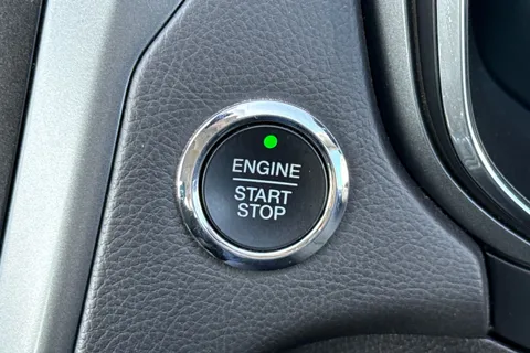 38 of 55 for Ford Mondeo 1.5T EcoBoost Titanium Euro 6 (s/s) 5dr