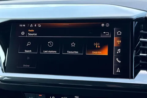 38 of 49 for Audi Q4 e-tron Q4 S line 40 e-tron 150,00 kW