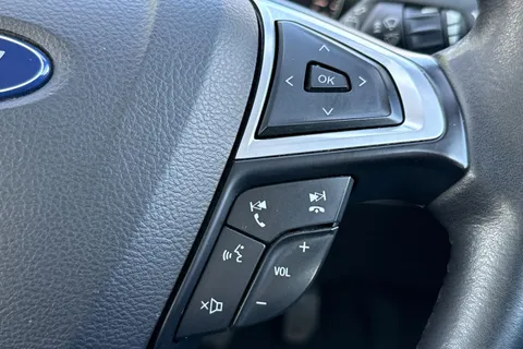 41 of 55 for Ford Mondeo 1.5T EcoBoost Titanium Euro 6 (s/s) 5dr