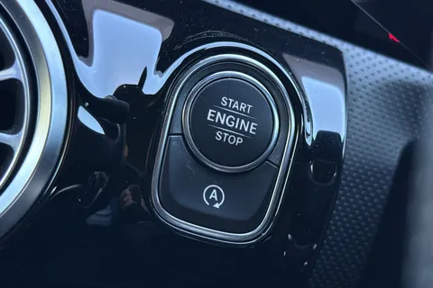 YB19WUO Mercedes-Benz A Class 1.3 A200 AMG Line (Premium) Euro 6 (s/s) 5dr Thumbnail #42