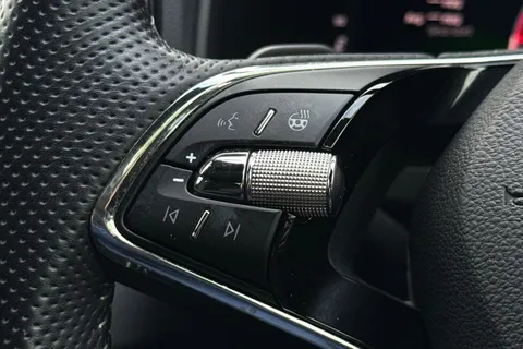 GL23AEF Škoda Karoq 1.5 TSI ACT SportLine DSG Euro 6 (s/s) 5dr Thumbnail #42