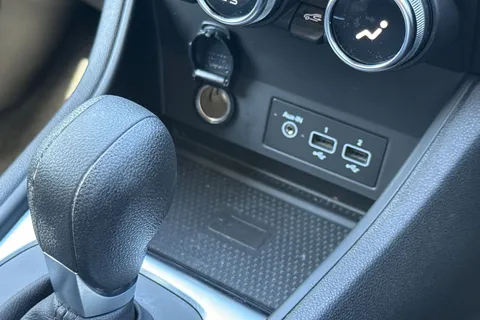 DA23EFP Renault Captur 1.6 E-TECH techno Auto Euro 6 (s/s) 5dr Thumbnail #43