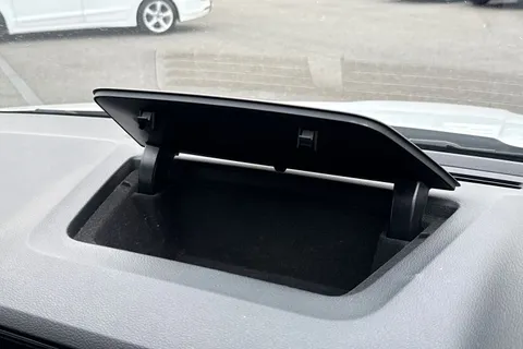 GL23AEF Škoda Karoq 1.5 TSI ACT SportLine DSG Euro 6 (s/s) 5dr Thumbnail #44