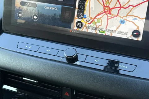 DP73NNL Nissan Qashqai 1.3 DIG-T MHEV N-Connecta XTRON Euro 6 (s/s) 5dr Thumbnail #46