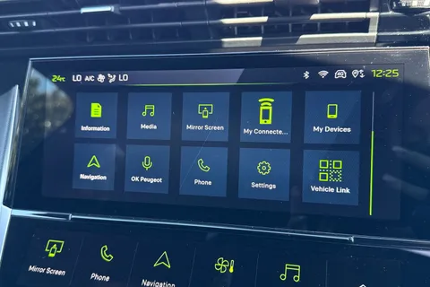 KM25PXP PEUGEOT 308 SW 1.2 GT e-DSC6 Euro 6 (s/s) 5dr Thumbnail #51